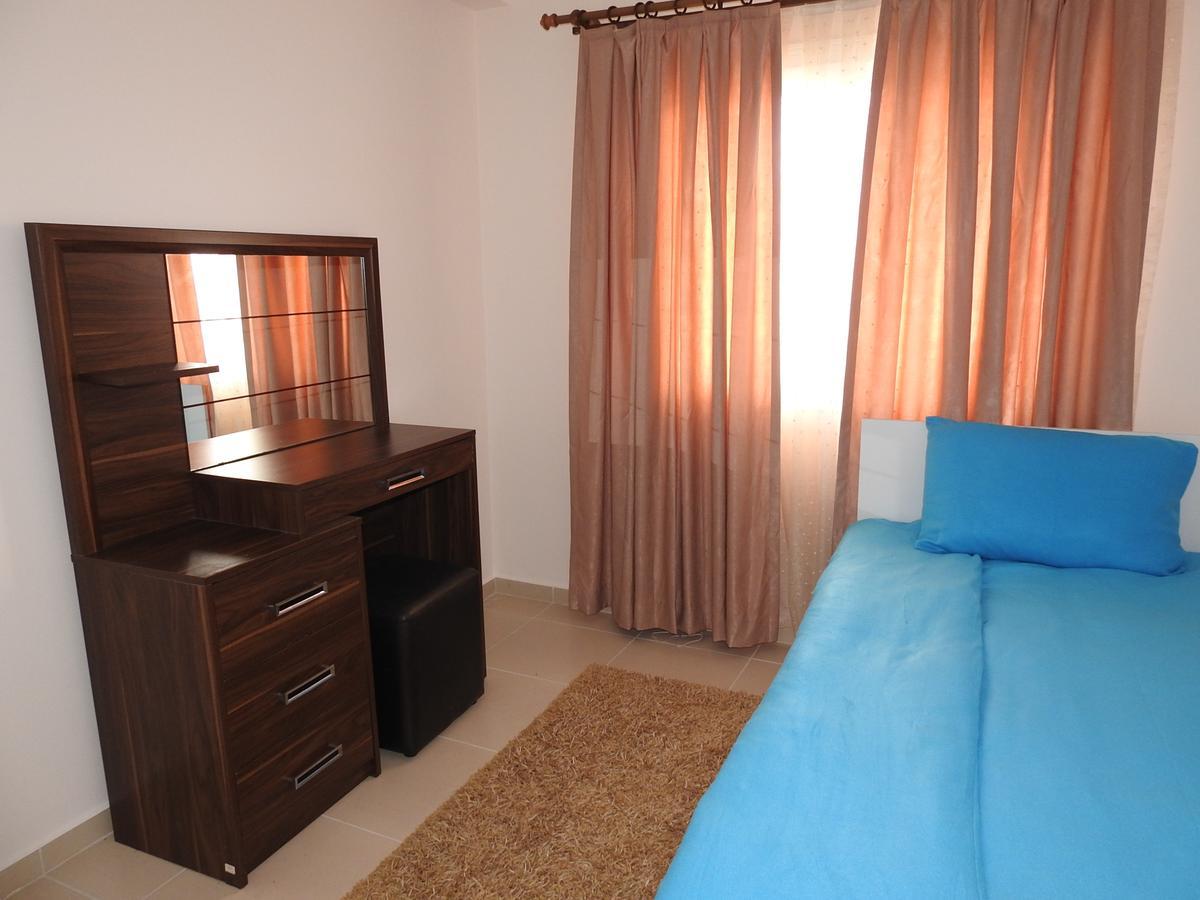 Aylin Apartment ファマグスタ エクステリア 写真