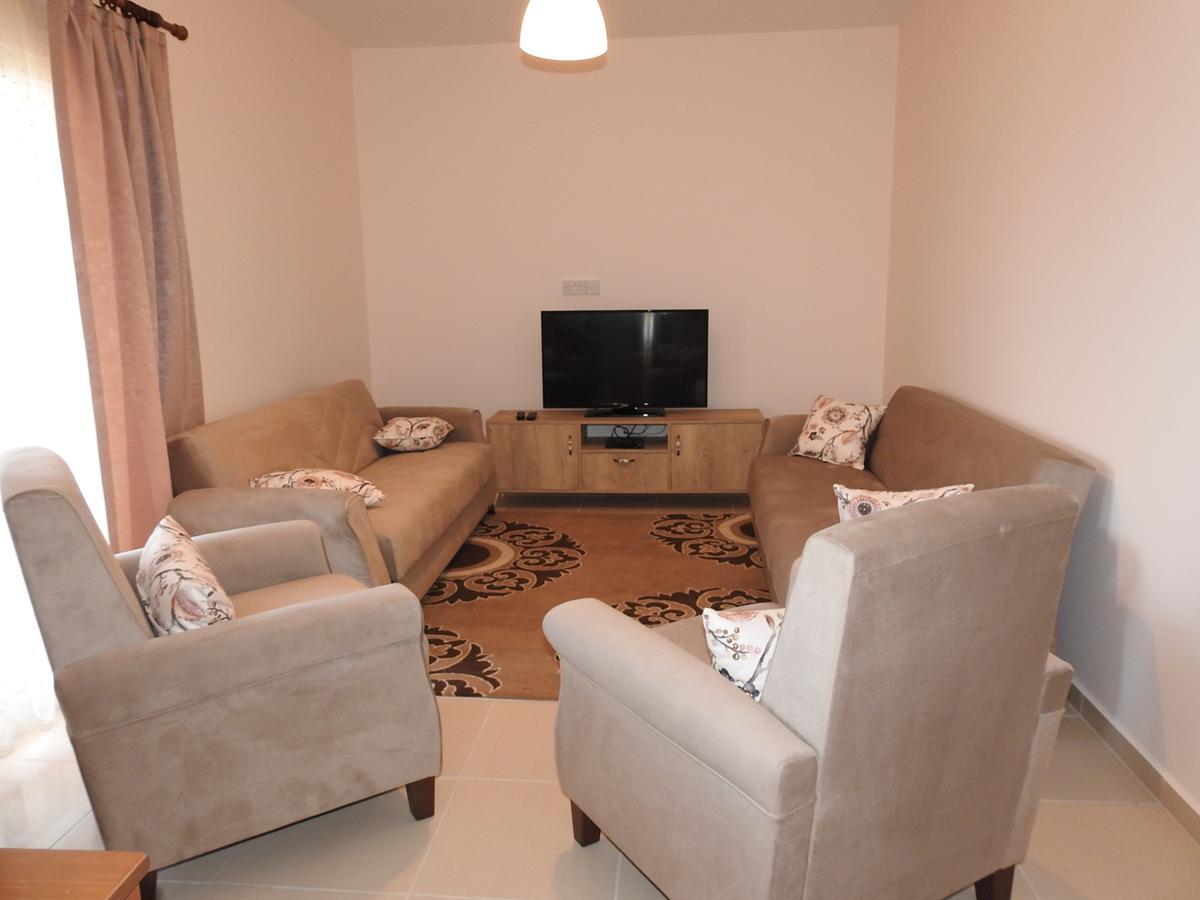 Aylin Apartment ファマグスタ エクステリア 写真